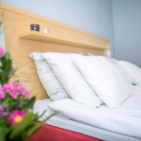 Hotel Uusikuu ミッケリ エクステリア 写真