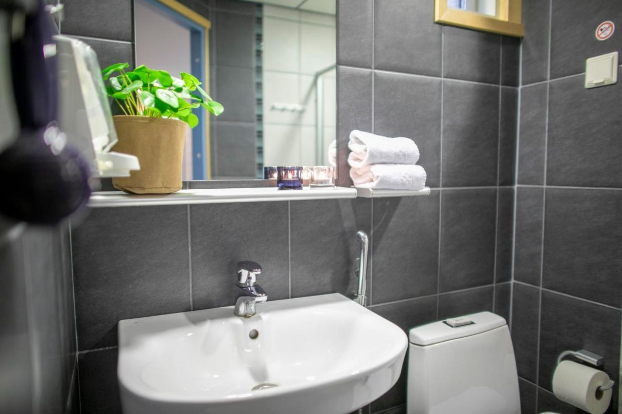 Hotel Uusikuu ミッケリ エクステリア 写真