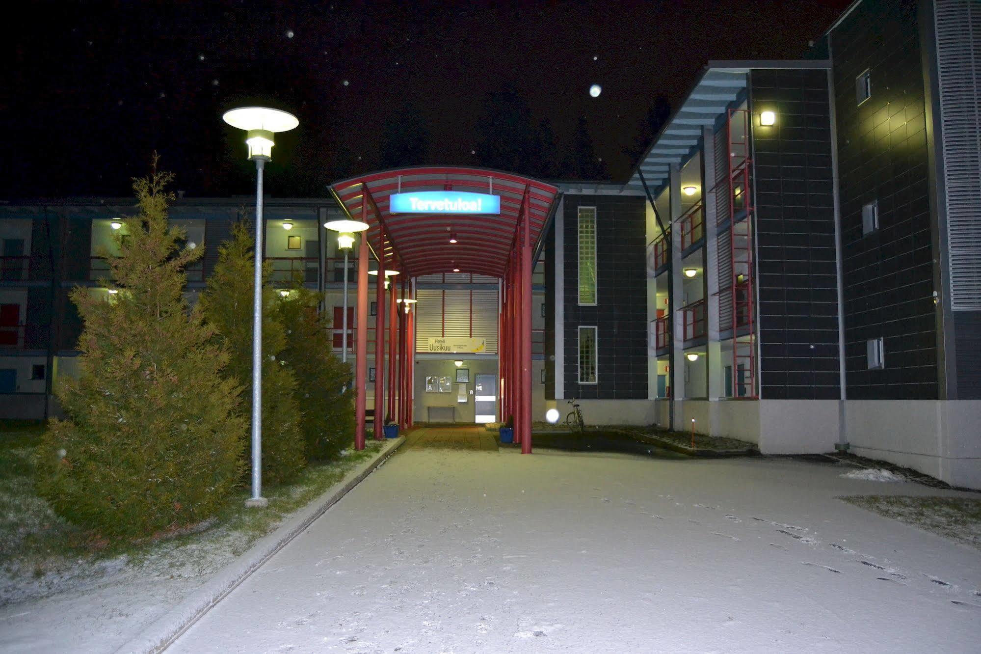 Hotel Uusikuu ミッケリ エクステリア 写真