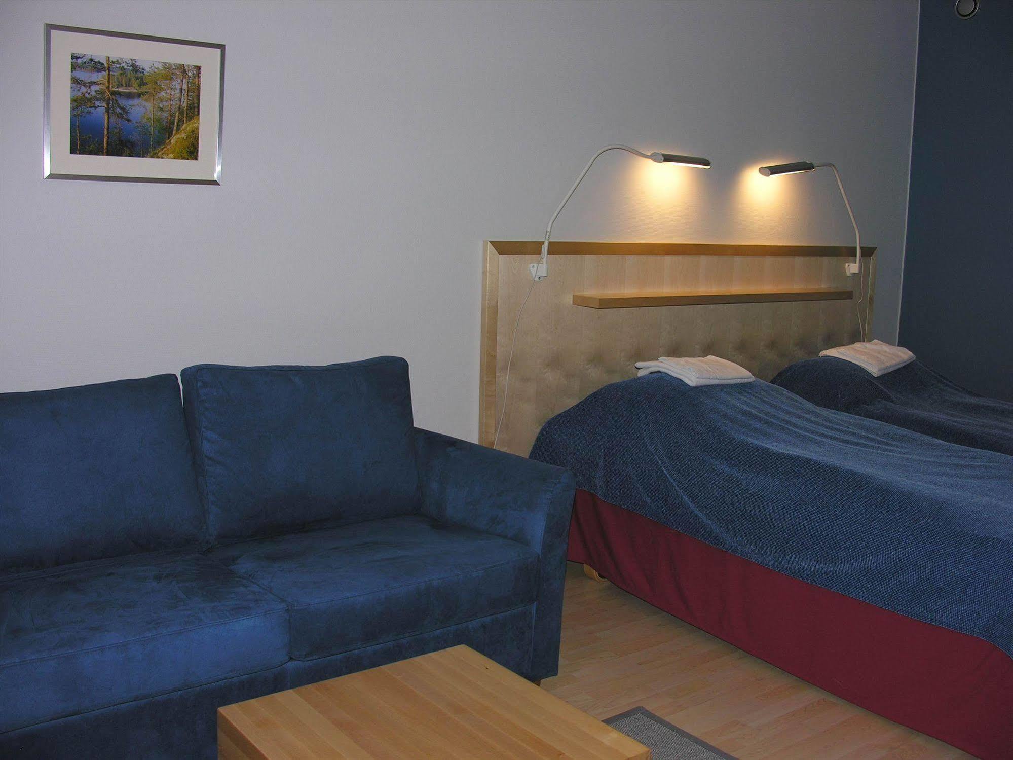 Hotel Uusikuu ミッケリ エクステリア 写真